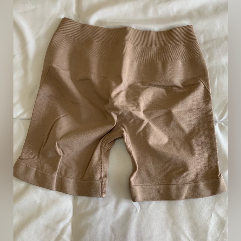 New Women’s Alphalete Amplify Contour 5” Shorts Size Small